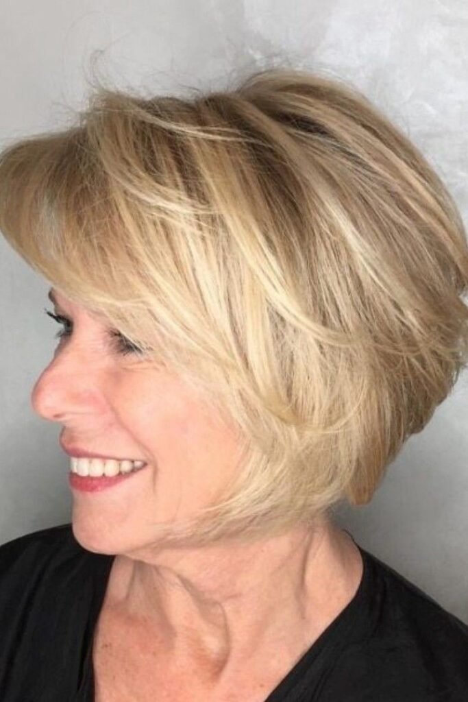 Classic Blonde Bob with Subtle Face-Framing Layers