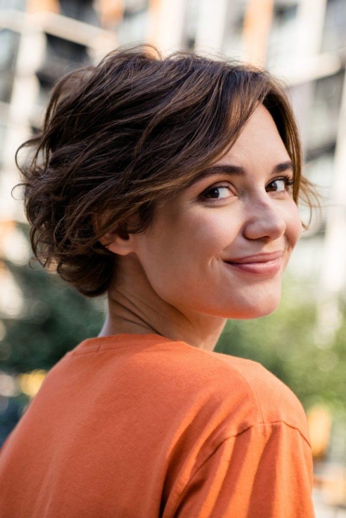 Messy Shaggy Bob with Side Sweep