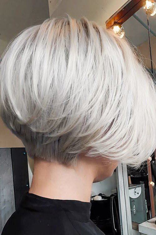 Rounded Graduated Bob with Soft Layers