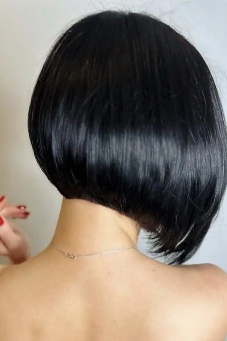 Stacked Inverted Bob with Undercut