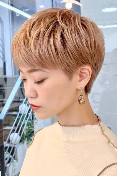 Honey Blonde Layered Pixie