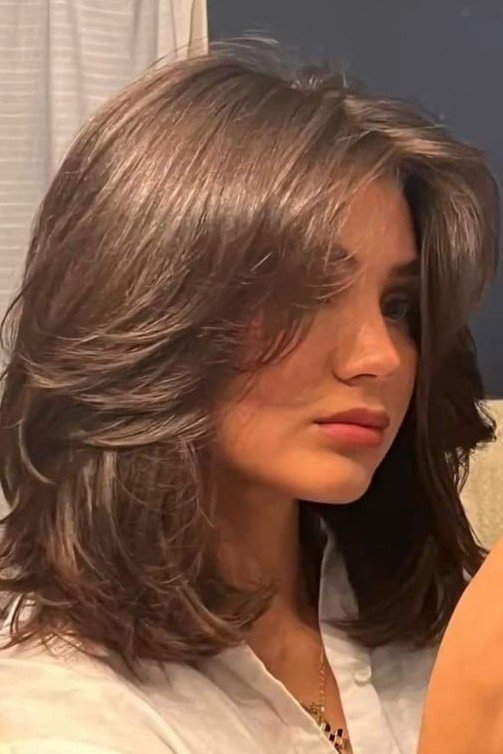 Layered Brunette Cut with Face-Framing Texture