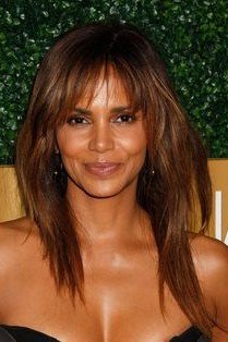 Layered Chestnut Brown Hairstyle with Soft Front Bangs