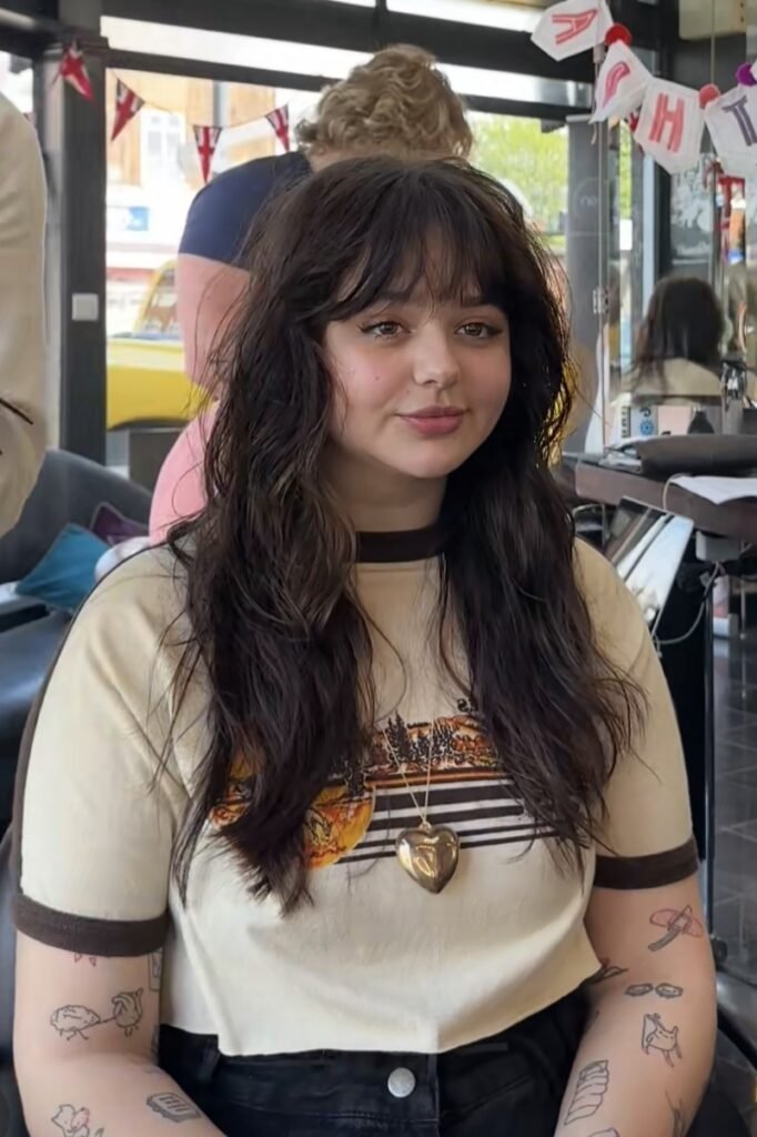 Long Wavy Hair with Soft Layered Fringe