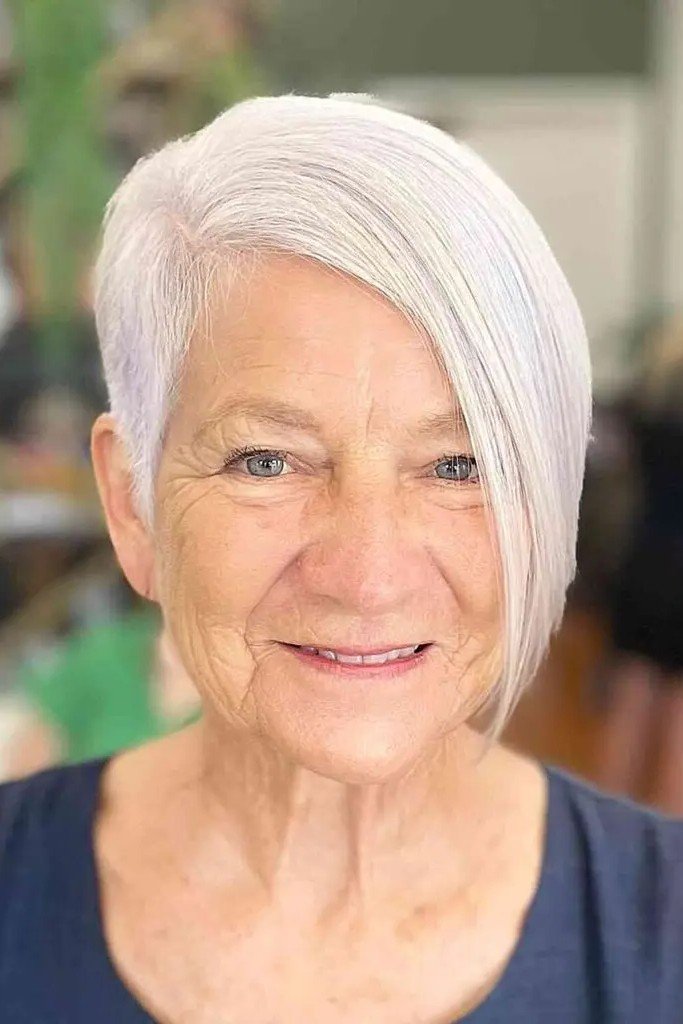Modern Asymmetrical Silver Bob with Face-Framing Length