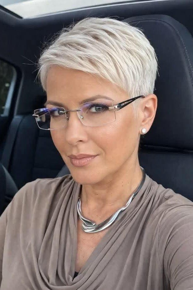 Sleek Short Pixie Cut with Side-Swept Bangs