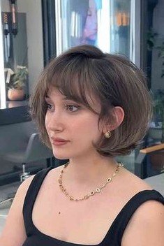 Wavy Bob with Soft Curtain Bangs