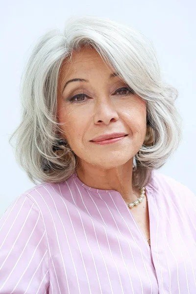Wavy Silver Bob with Soft Texture