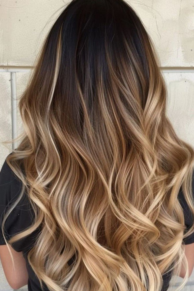 Long Wavy Balayage Hair with Golden Blonde Highlights